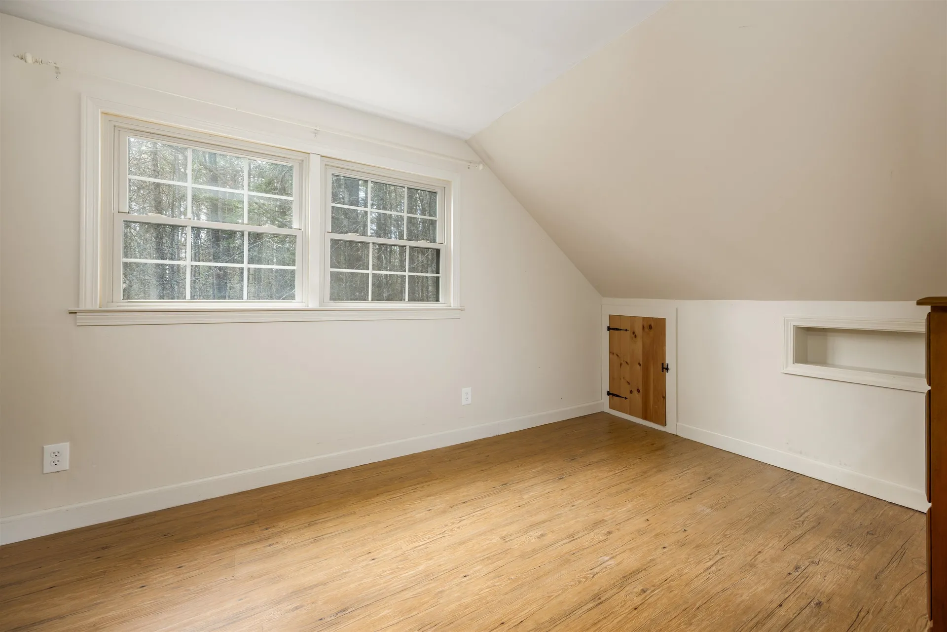 10 Shorewood Estates Road Unity NH 03773