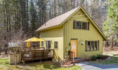 10 Shorewood Estates Road Unity NH 03773