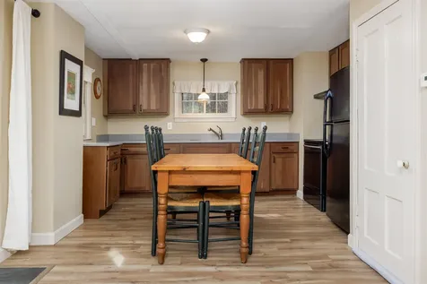 10 Shorewood Estates Road Unity NH 03773