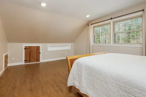 10 Shorewood Estates Road Unity NH 03773