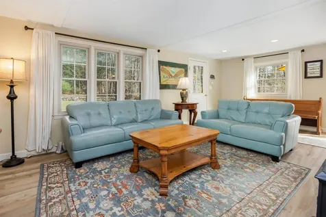 10 Shorewood Estates Road Unity NH 03773