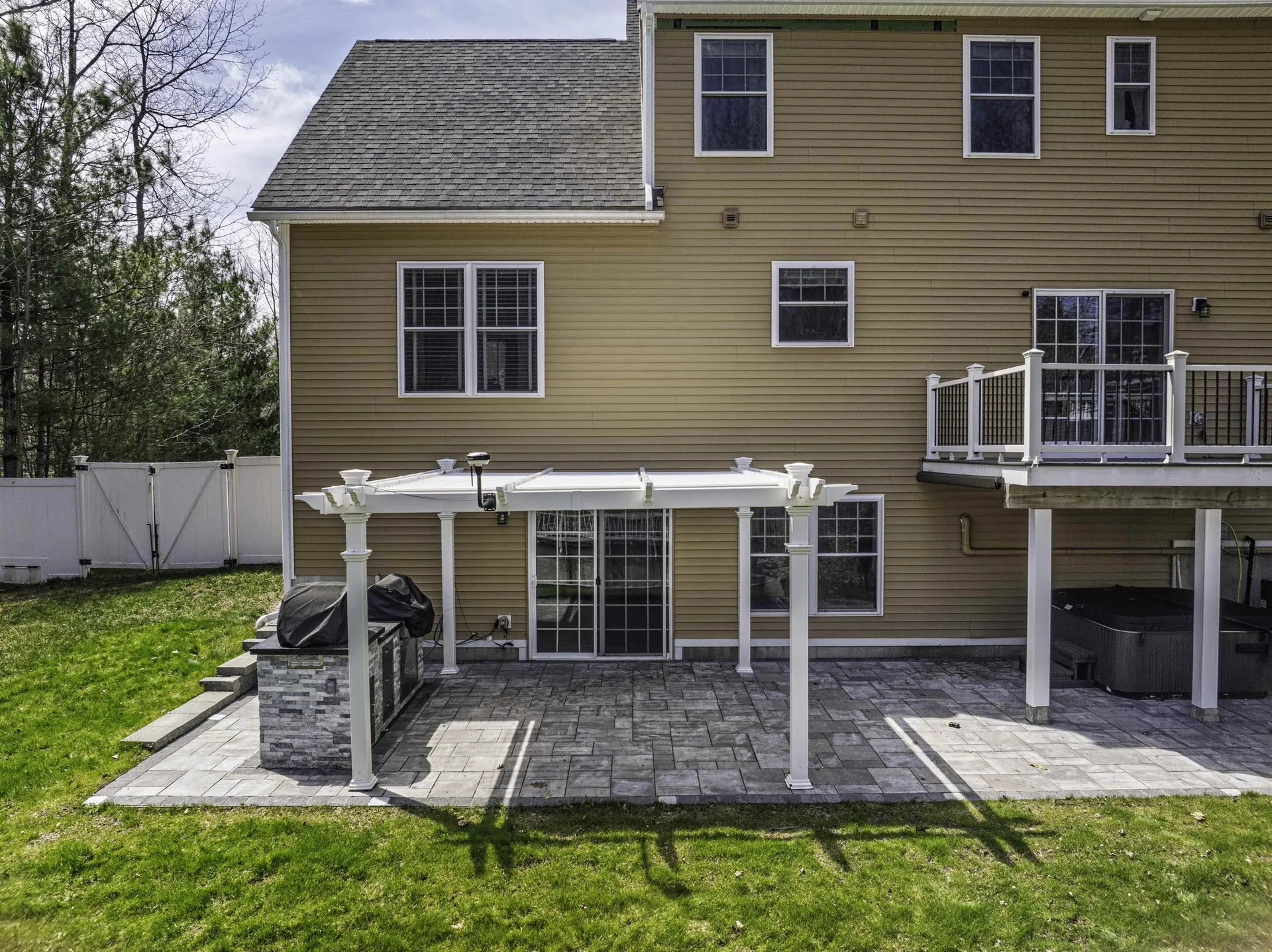 89 Emerald Lane Dover NH 03820