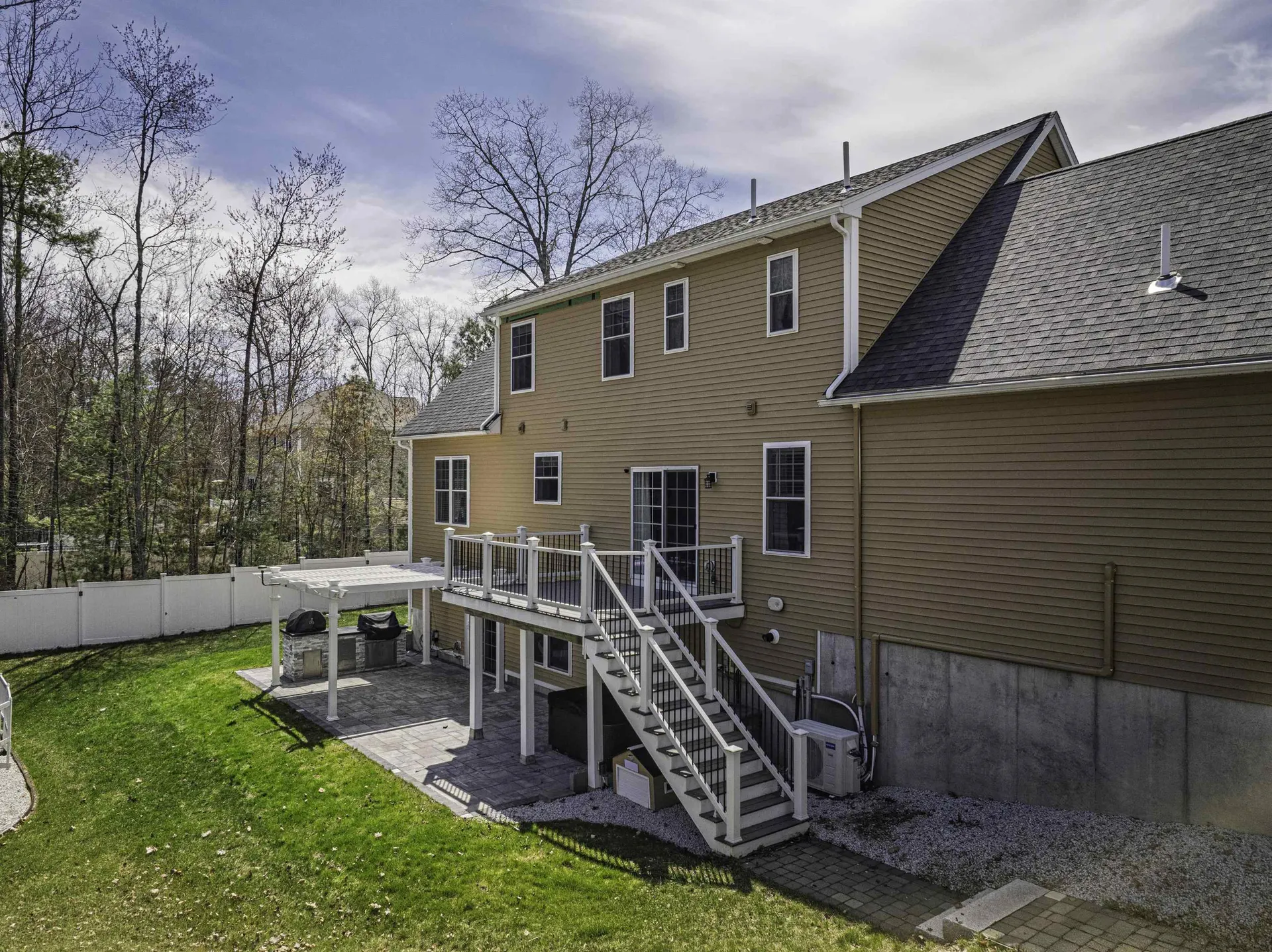 89 Emerald Lane Dover NH 03820