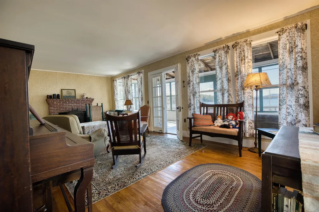 4982 Province Lake Road Wakefield NH 03830