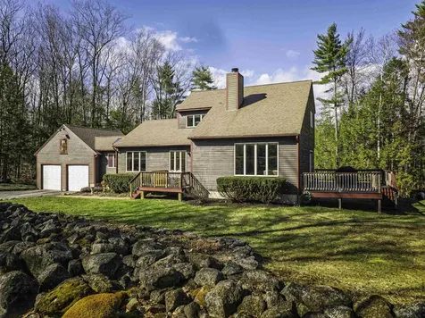 81 Deer Ridge Drive Barrington NH 03825