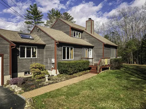 81 Deer Ridge Drive Barrington NH 03825