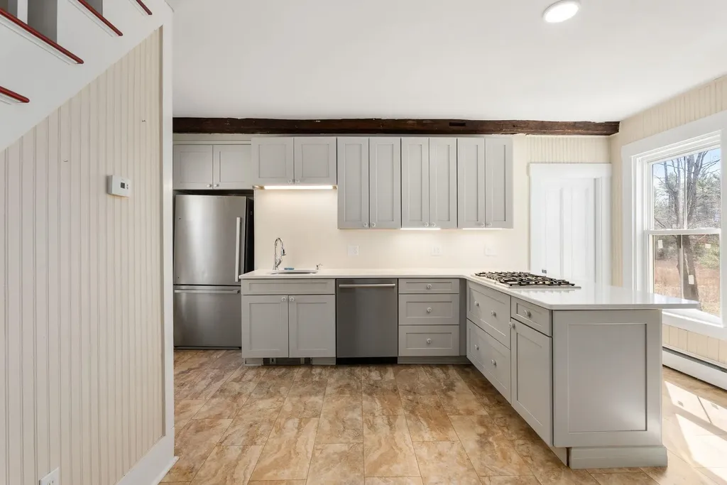 67 Demeritt Avenue Lee NH 03861