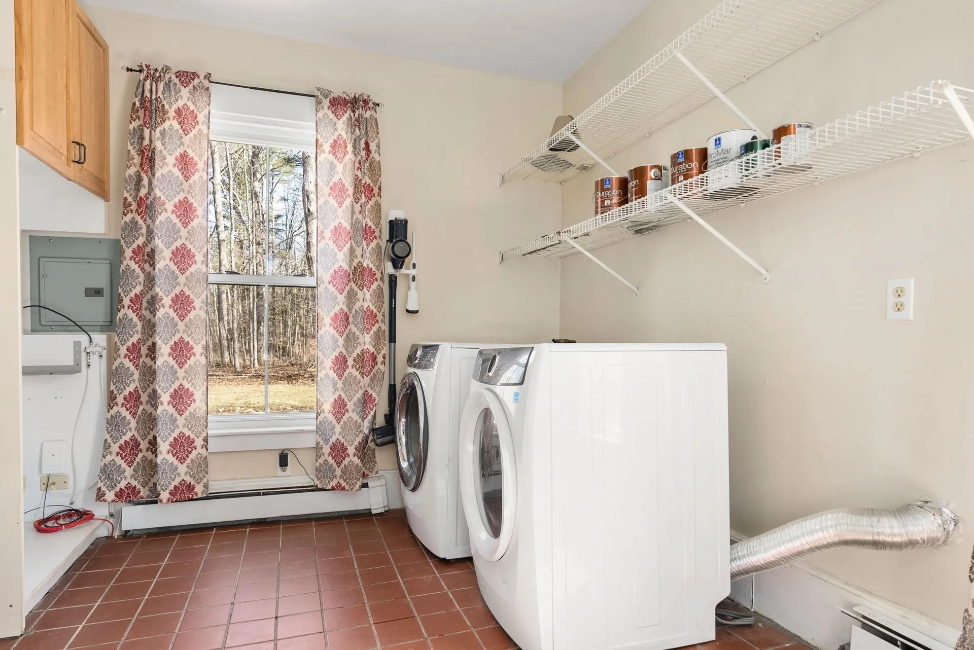 67 Demeritt Avenue Lee NH 03861