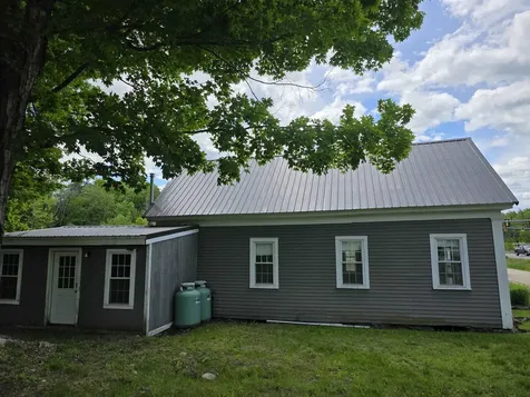 67 Demeritt Avenue Lee NH 03861