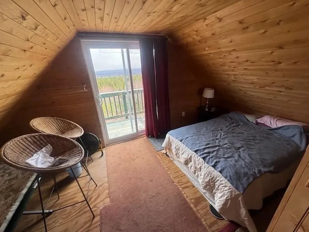639 Pinnicle Road Newark VT 05871