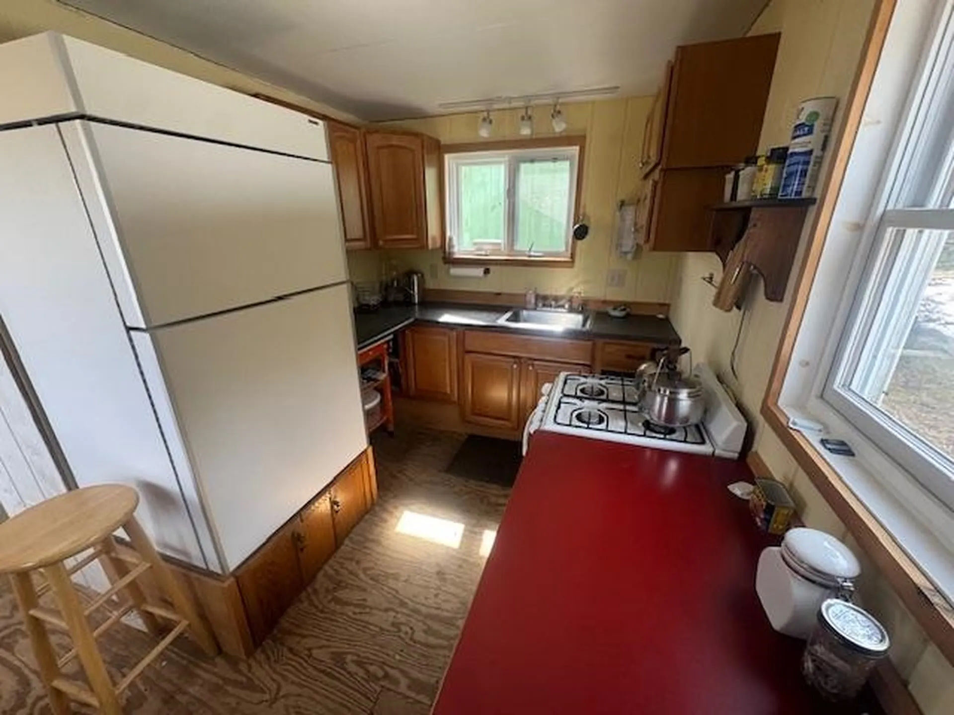 639 Pinnicle Road Newark VT 05871