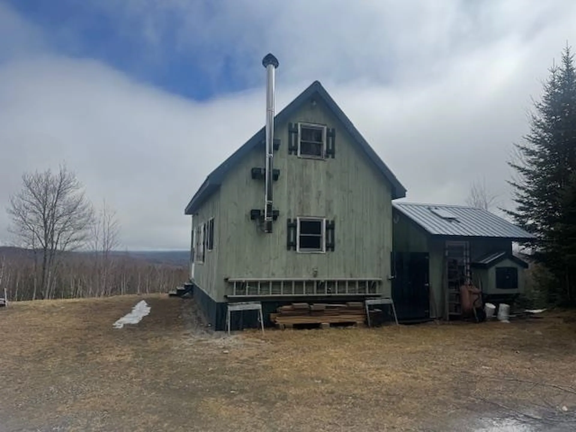 639 Pinnicle Road Newark VT 05871