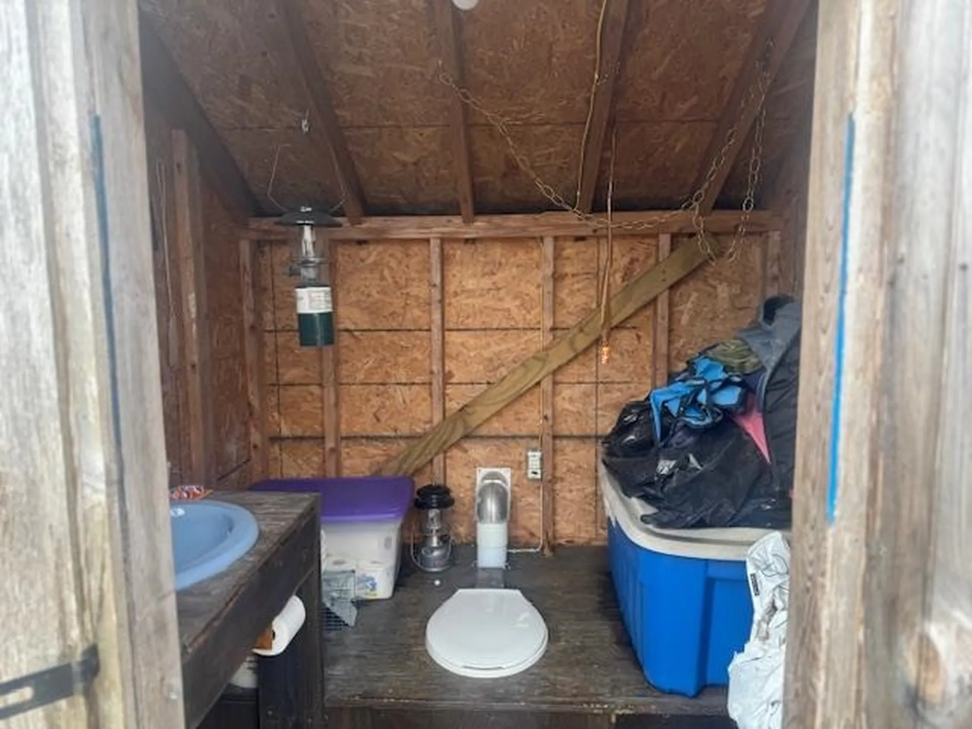 639 Pinnicle Road Newark VT 05871