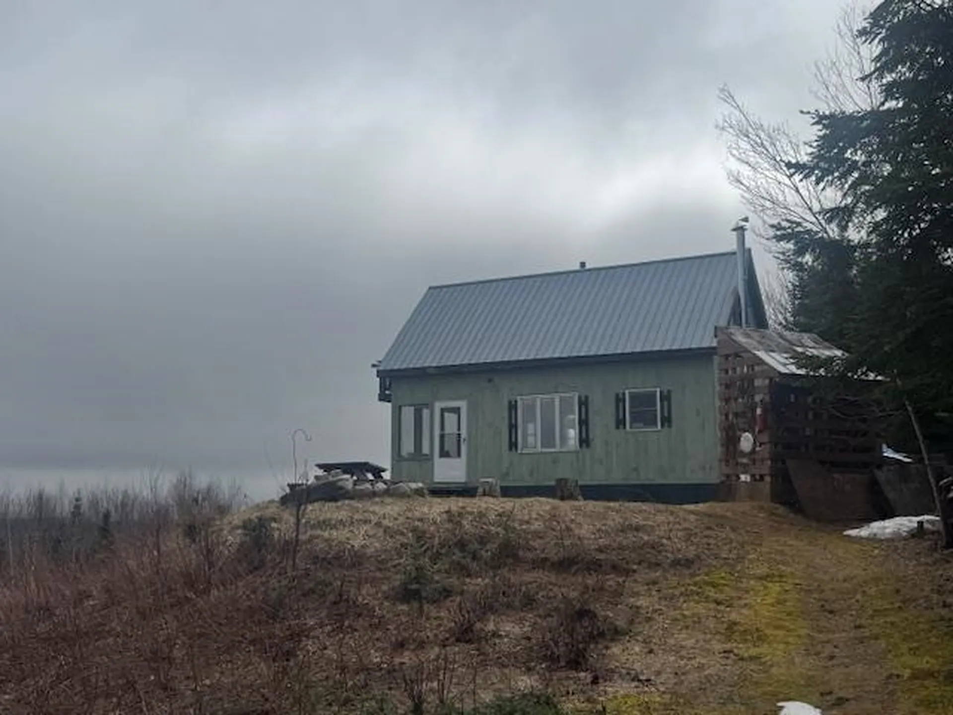 639 Pinnicle Road Newark VT 05871