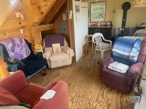 639 Pinnicle Road Newark VT 05871