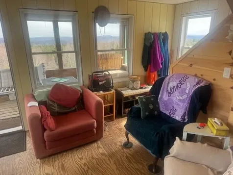 639 Pinnicle Road Newark VT 05871