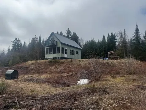 639 Pinnicle Road Newark VT 05871