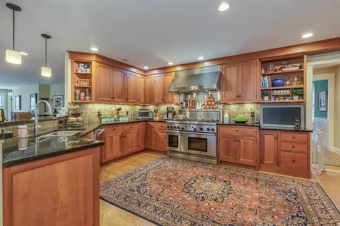 62 Elizabeth Lane Hopkinton NH 03229