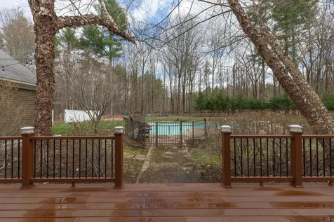 62 Elizabeth Lane Hopkinton NH 03229