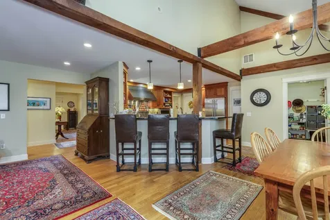 62 Elizabeth Lane Hopkinton NH 03229