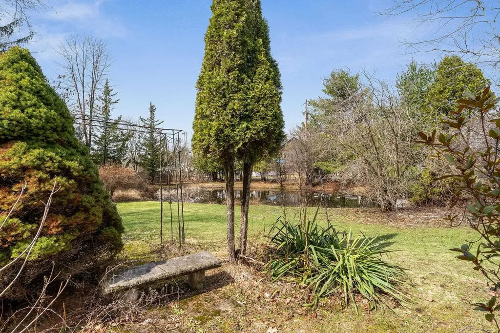 205 Loomis Hill Road Waterbury VT 05677