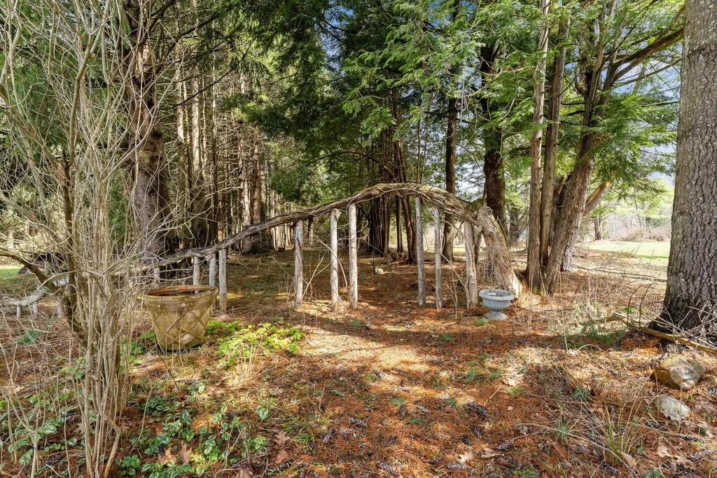 205 Loomis Hill Road Waterbury VT 05677
