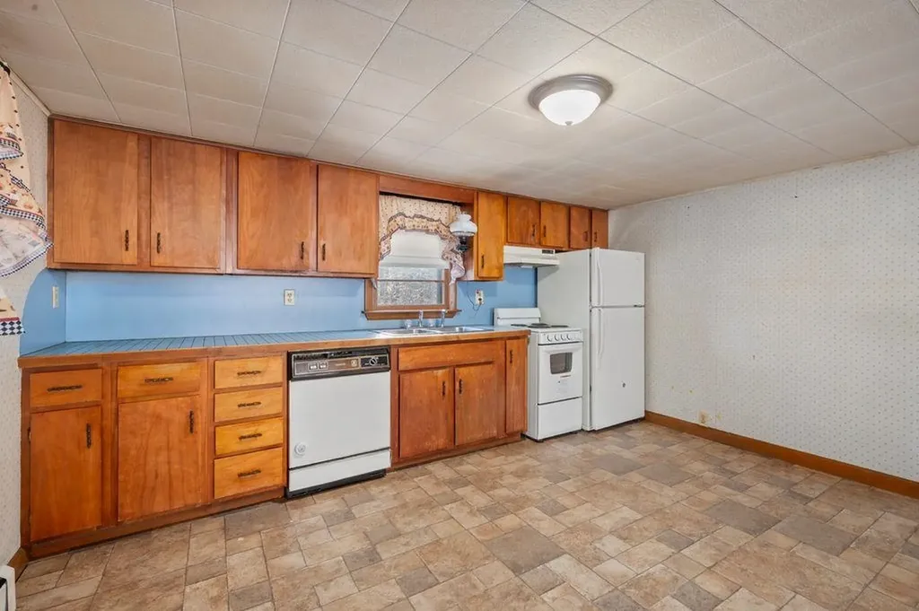 92 Gilmanton Road Belmont NH 03220