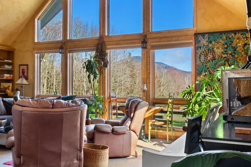 534 Cream Hill Road Mendon VT 05701