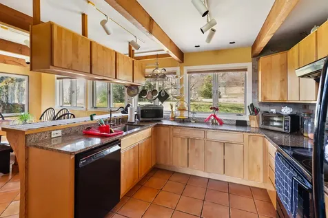 534 Cream Hill Road Mendon VT 05701
