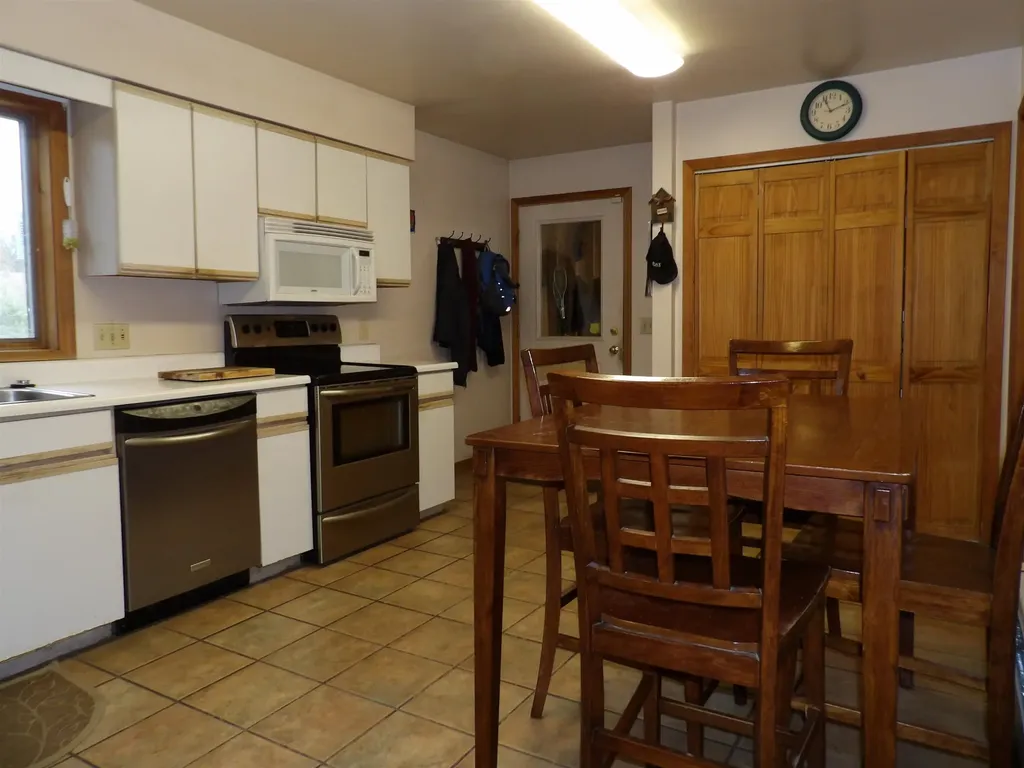 25 Laverne Drive Rutland City VT 05701