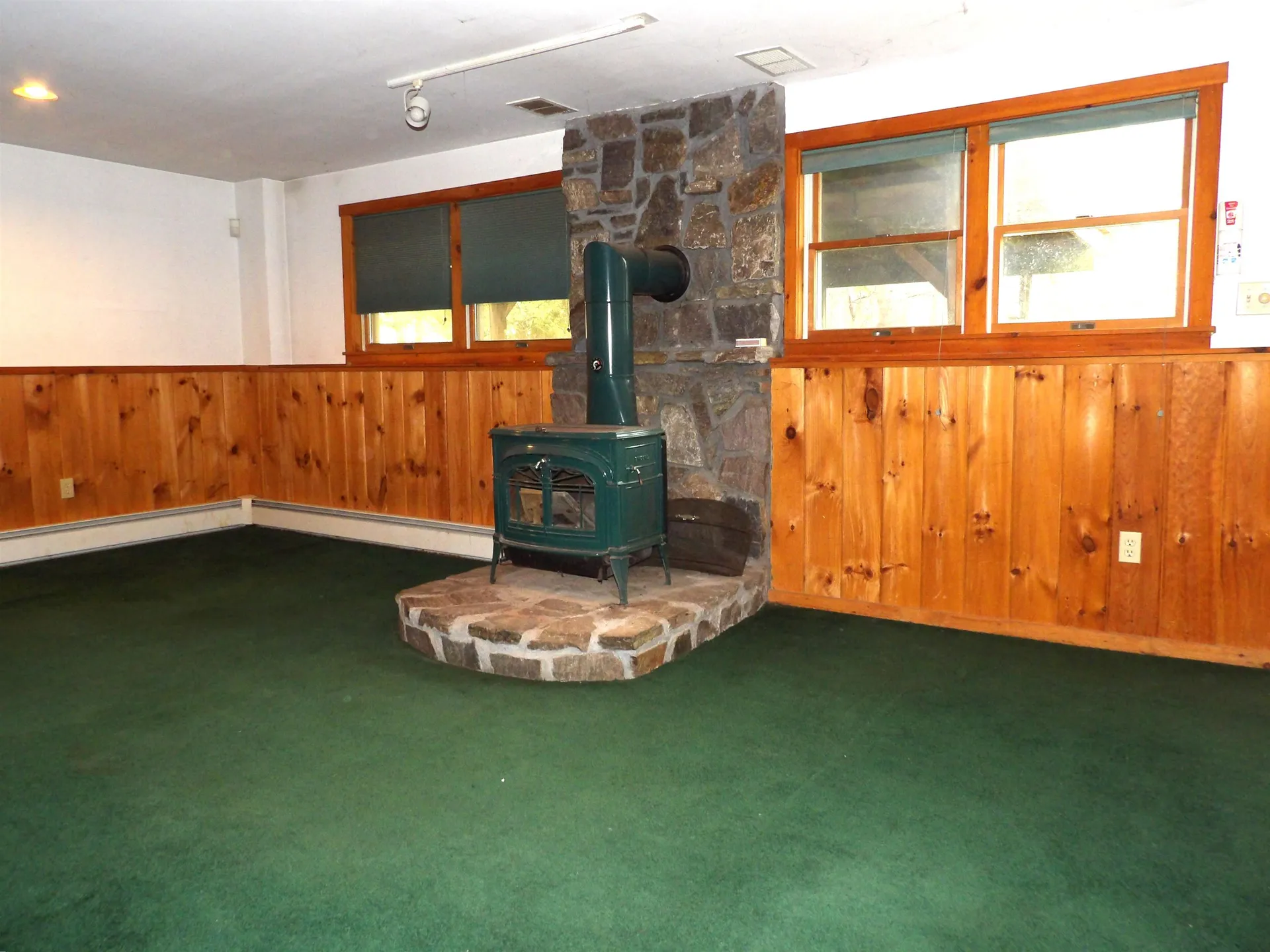 25 Laverne Drive Rutland City VT 05701