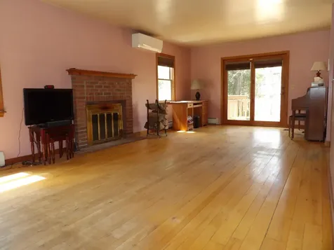 25 Laverne Drive Rutland City VT 05701
