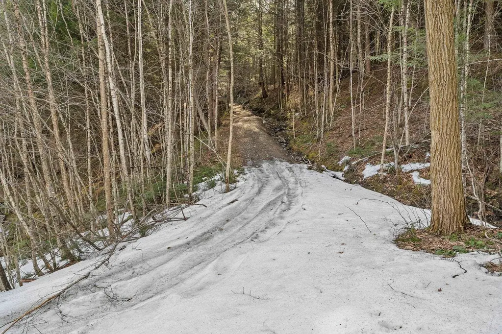 6416 Vt Route 107 Stockbridge VT 05772