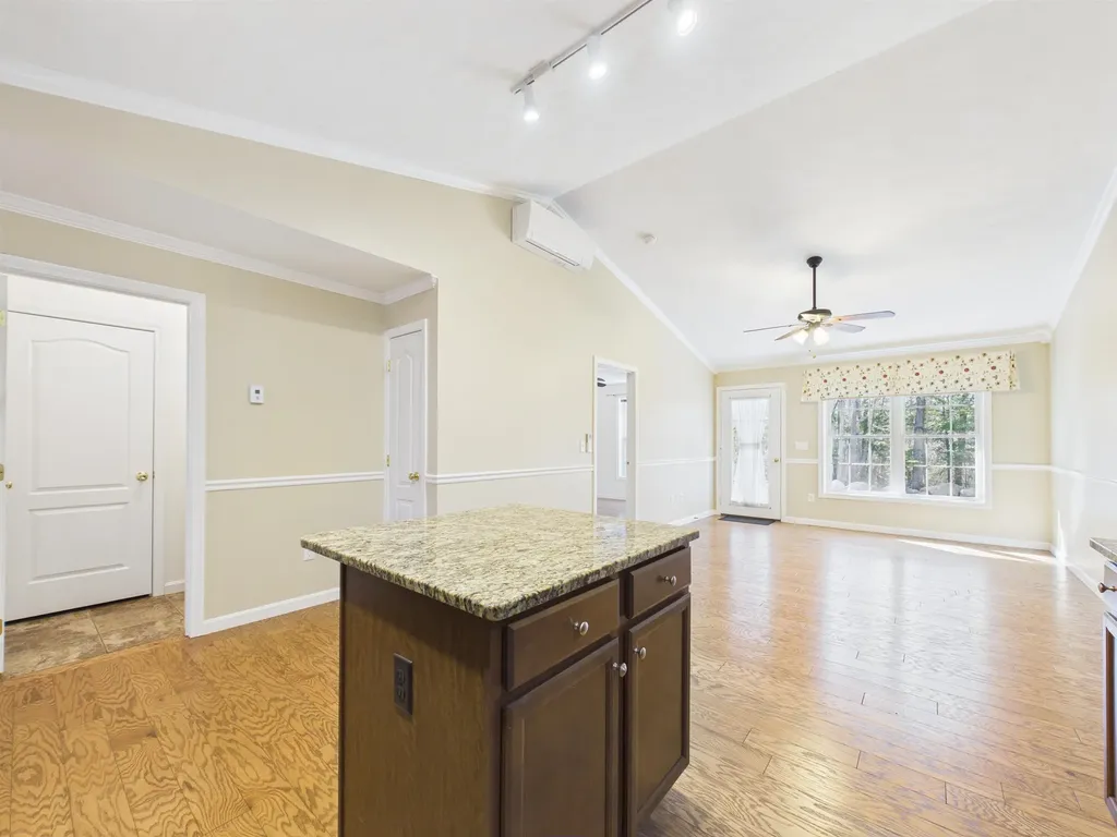28 Owens Drive Swanzey NH 03446