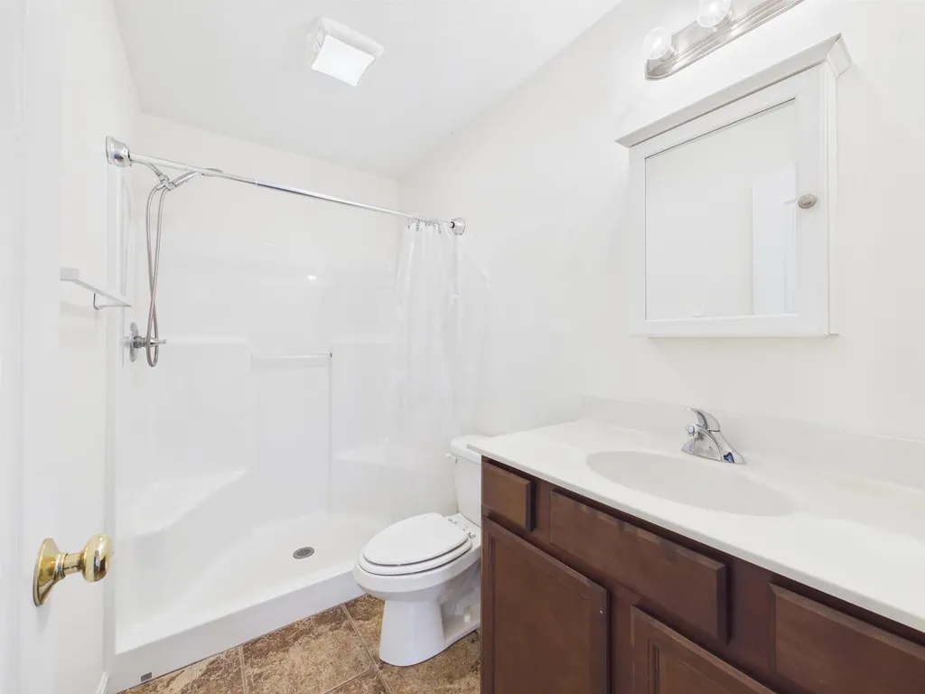28 Owens Drive Swanzey NH 03446