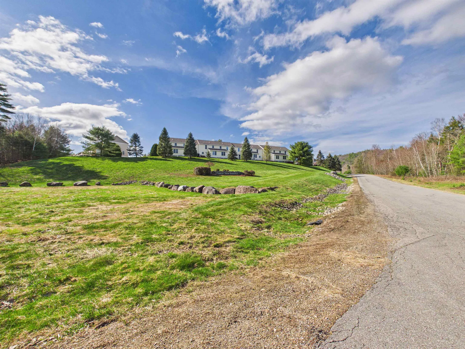 28 Owens Drive Swanzey NH 03446