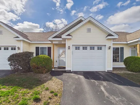 28 Owens Drive Swanzey NH 03446