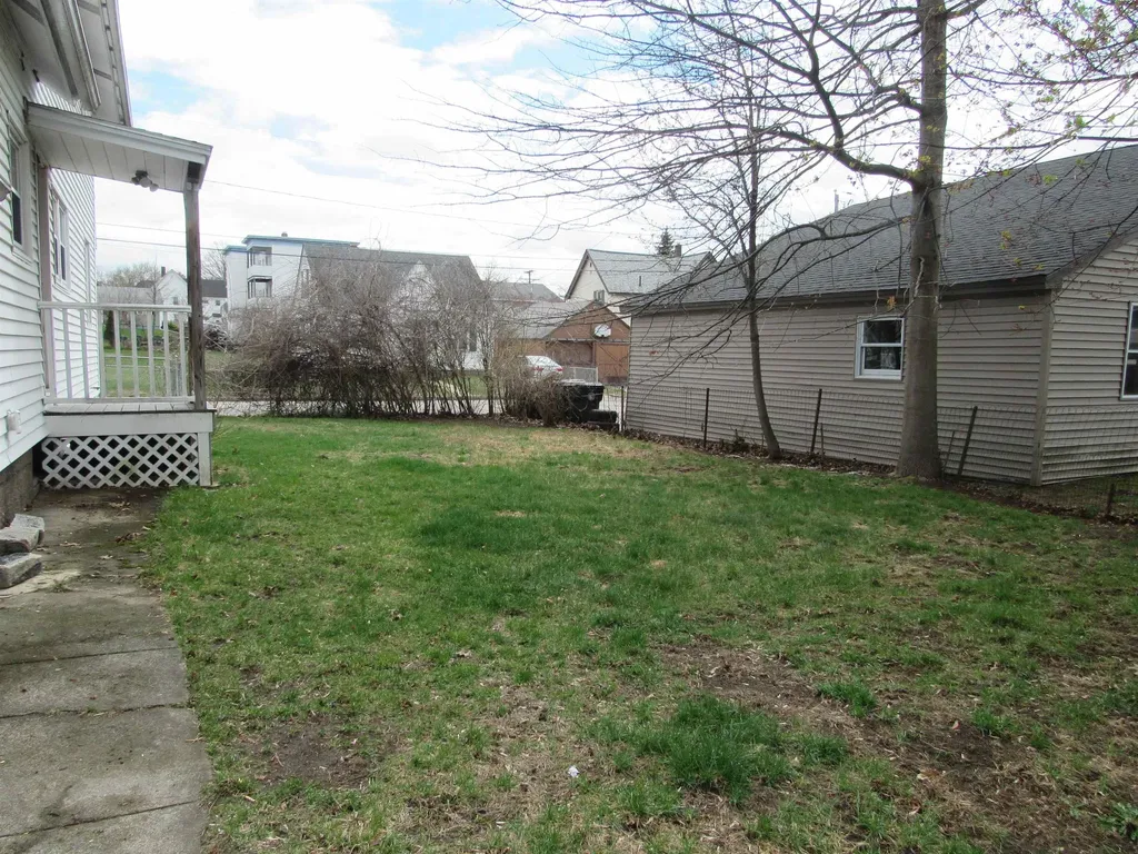 30 Longwood Avenue Manchester NH 03109
