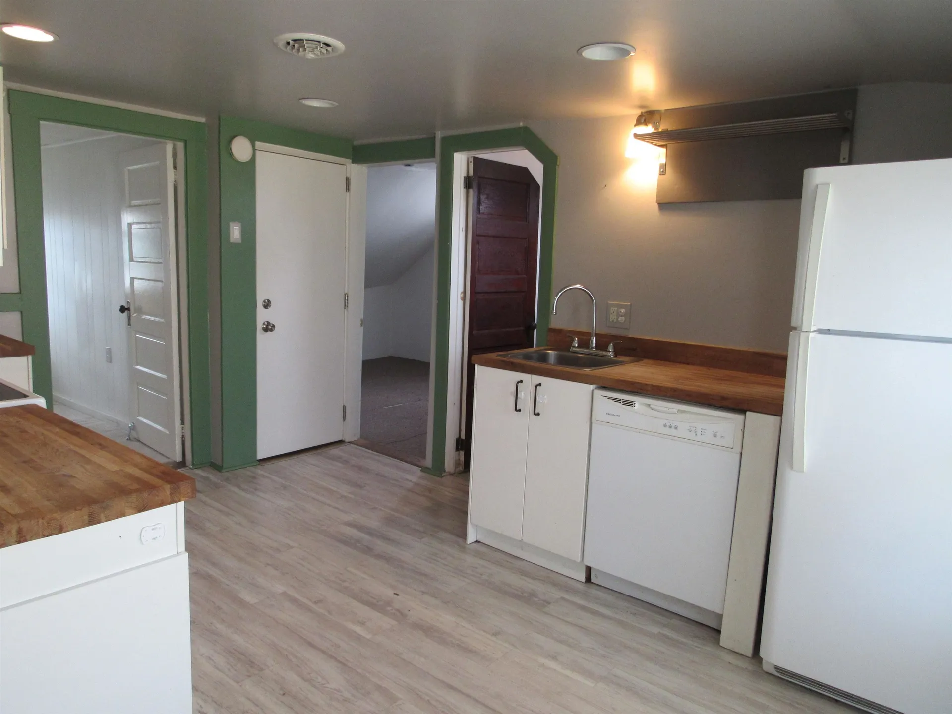 30 Longwood Avenue Manchester NH 03109