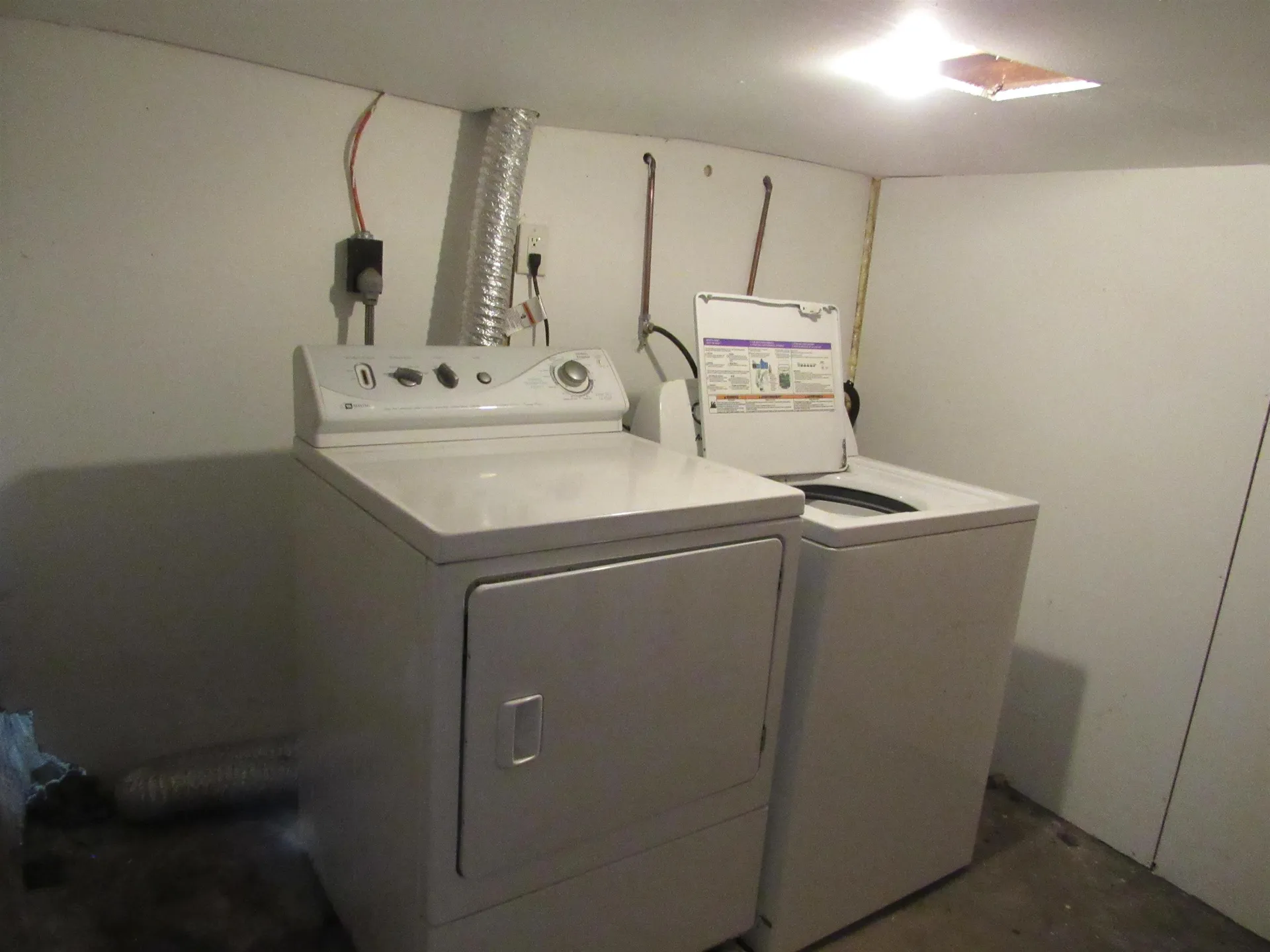 30 Longwood Avenue Manchester NH 03109
