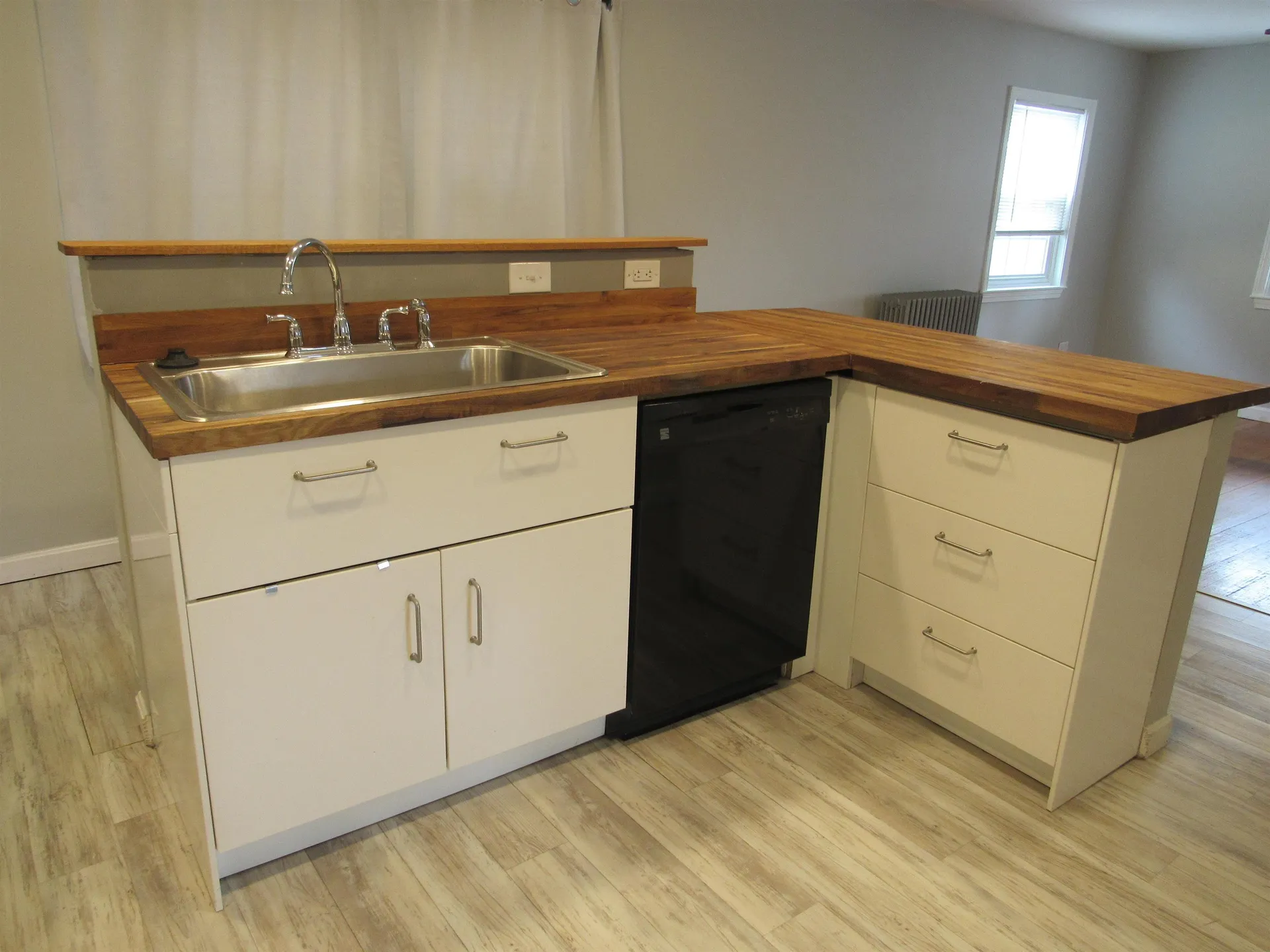 30 Longwood Avenue Manchester NH 03109