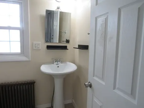30 Longwood Avenue Manchester NH 03109