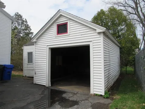 30 Longwood Avenue Manchester NH 03109