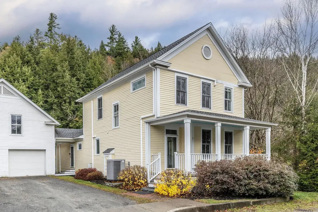 29 Palisades Lane Stowe VT 05672