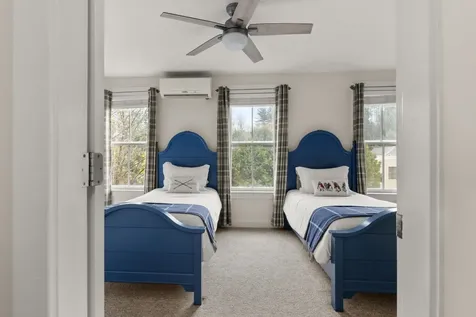 29 Palisades Lane Stowe VT 05672