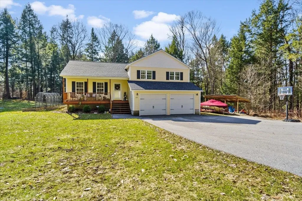237 Hillside Lane Fletcher VT 05448