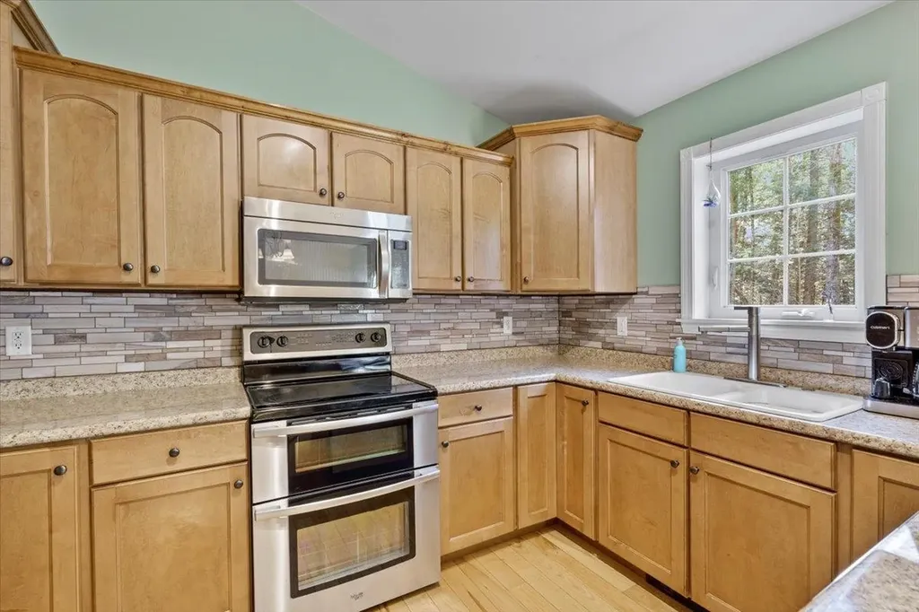 237 Hillside Lane Fletcher VT 05448