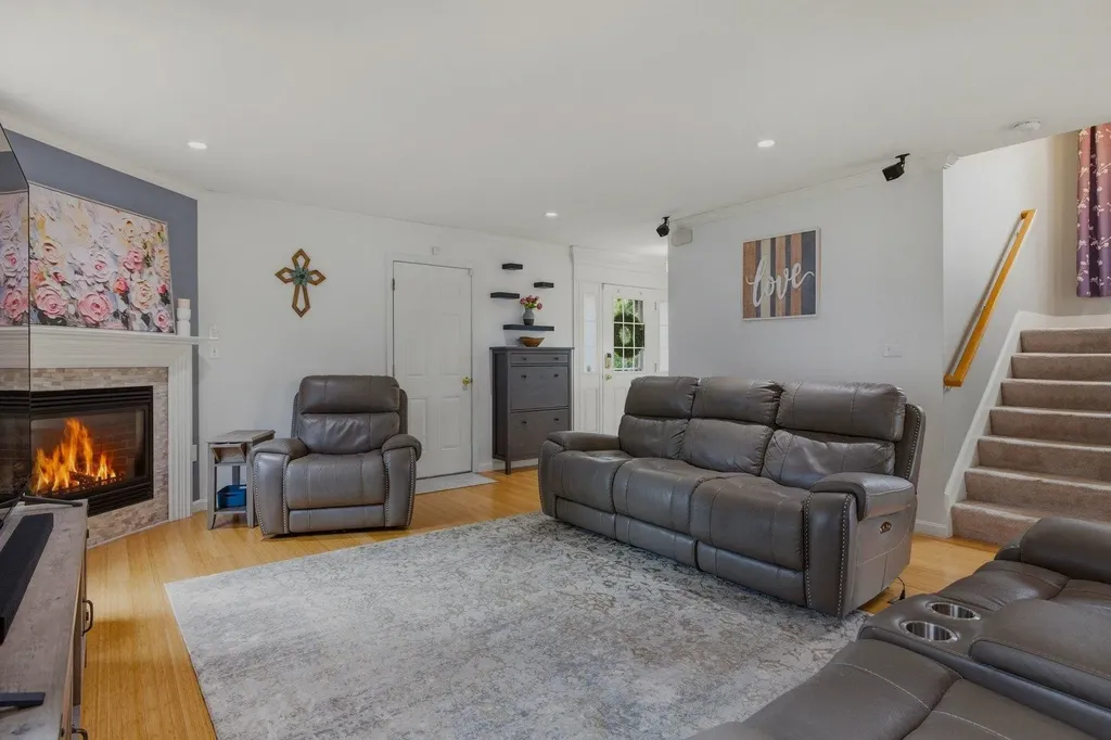 6 Stocklan Circle Dover NH 03820