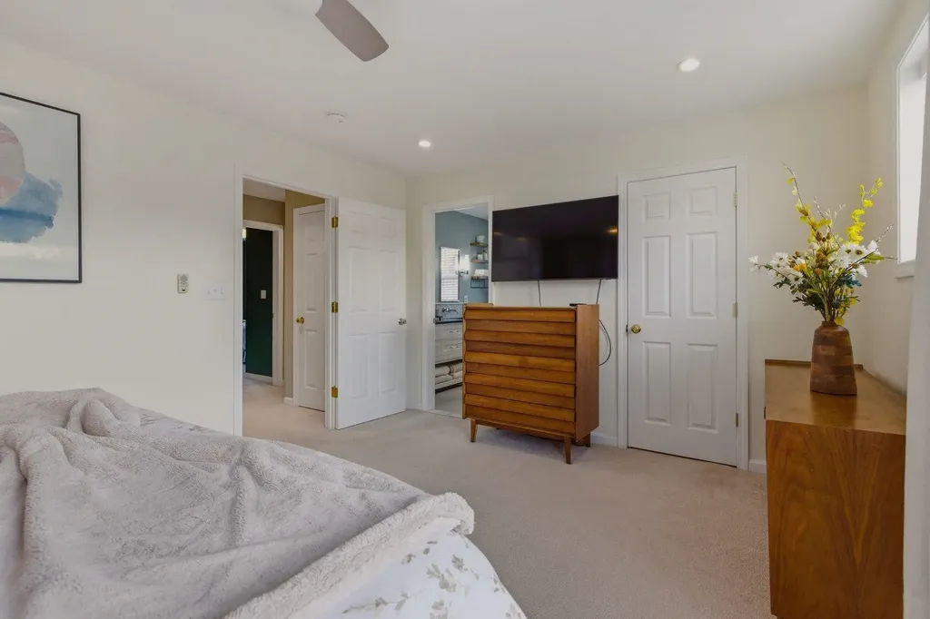 6 Stocklan Circle Dover NH 03820
