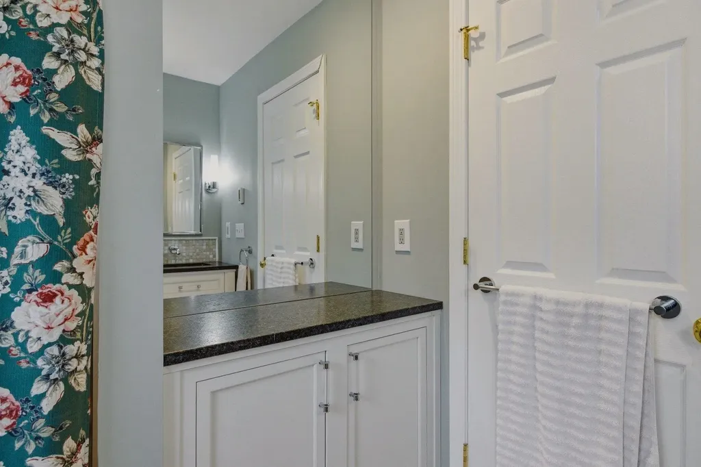 6 Stocklan Circle Dover NH 03820